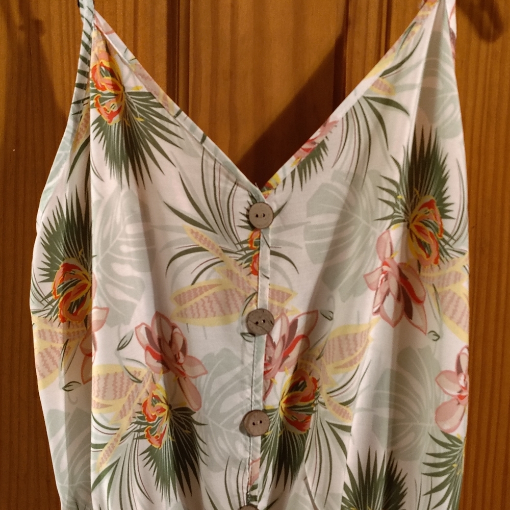 Women's Green And White Tropical Print/Floral Jumpsuit Size Small